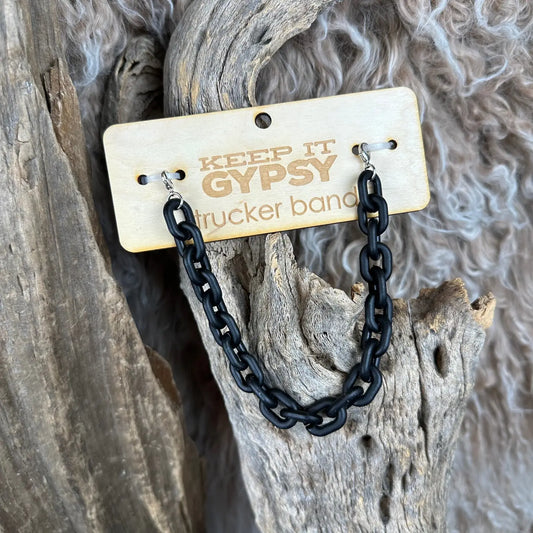 Black Acrylic Trucker Hat Chain Band