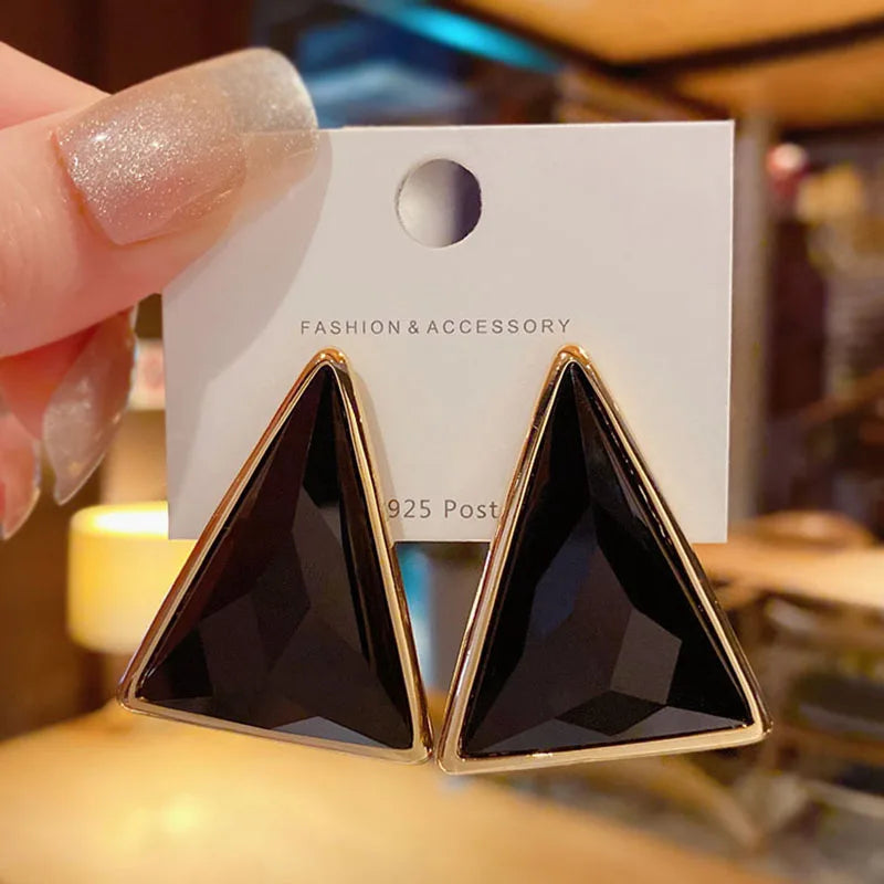 Retro Style Geometric Triangle Earrings
